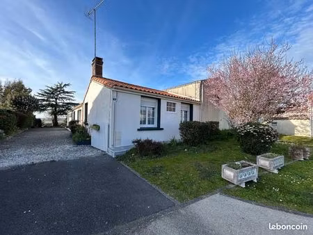 propriété 5 pièces 101 m²