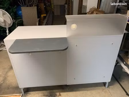 meuble d’ acceuil commerce