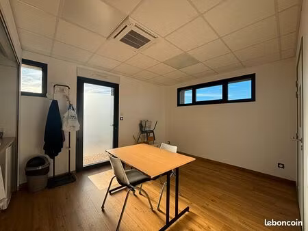 local 17 m² saint etienne lardeyrol