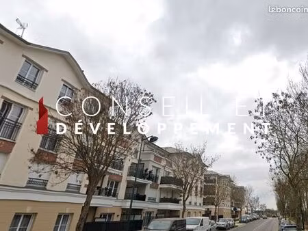 boutique 380 m² montevrain