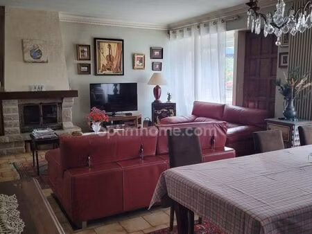 maison 7 pièces 158 m²