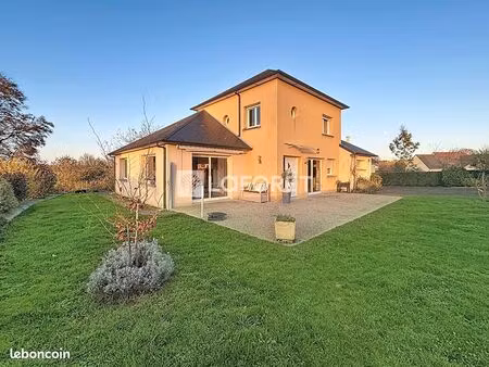 maison 5 pièces 140 m²