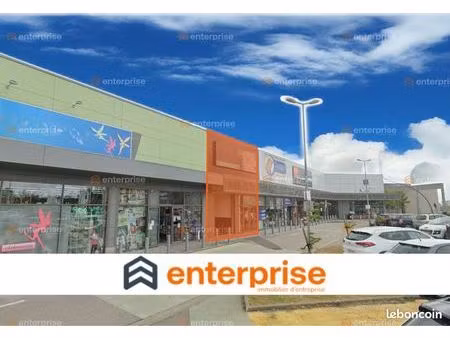 local commercial 275 m²