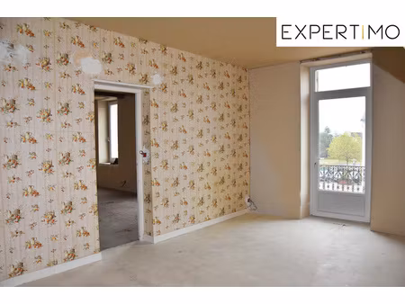 a saint eloy-les-mines  maison de 205 m²