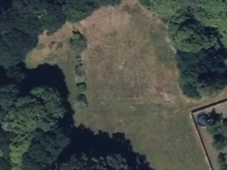 rare grand terrain constructible 4438m2