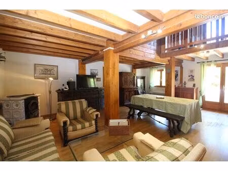 maison proche centre