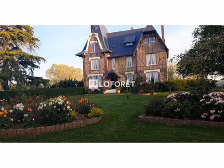 maison de maître rénovée divisible à 5 min du neubourg  1h30 de paris et 1h de deauville