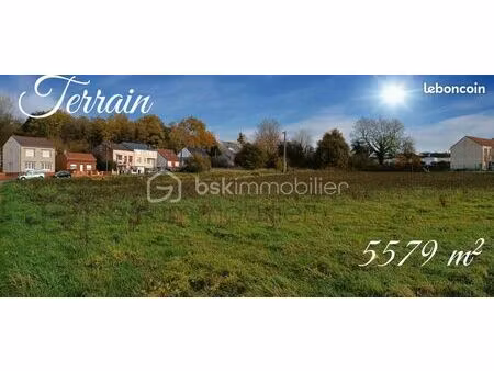 terrain 5 579 m² divion