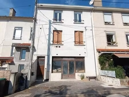 appartement 4 pièces 79 m²