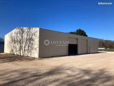 local d'activité 400 m²