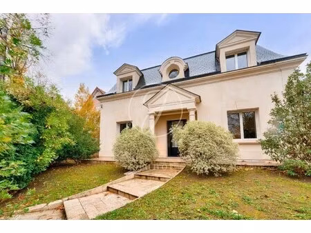 maison de luxe à vendre dans le quartier buzenval