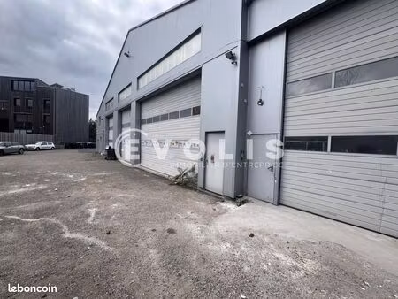 local d'activité 344 m²