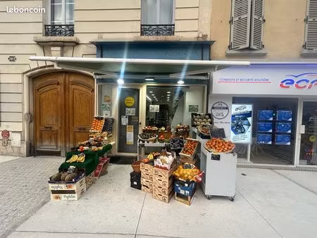 boutique 28 m² vincennes
