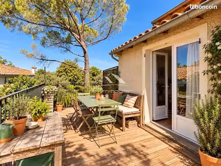 maison 14 pièces 308 m²