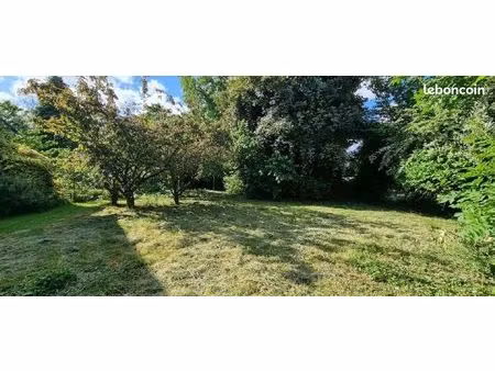 terrain 823 m² willems