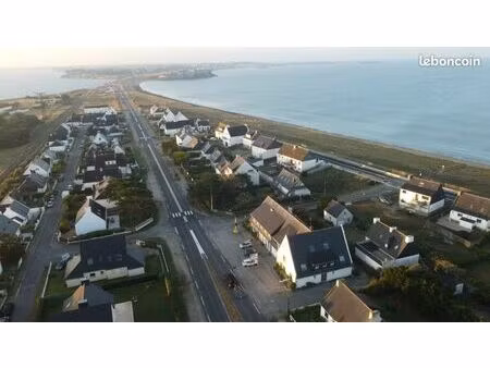 local commercial 159 m² – bord de mer et divisible en 2 - pas de fonds de commerce à rache