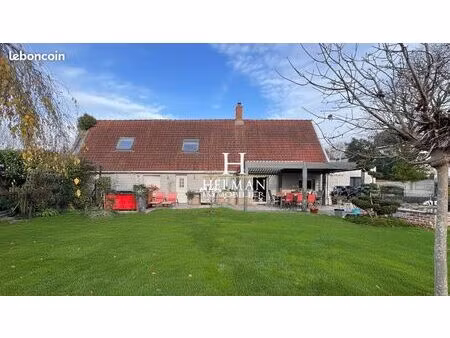 maison 6 pièces 201 m²