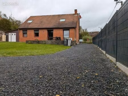 pavillon 8 pièces 150 m²