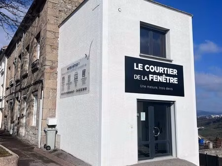 saint-genest-lerpt bureau de 65 m2 plus terrasse
