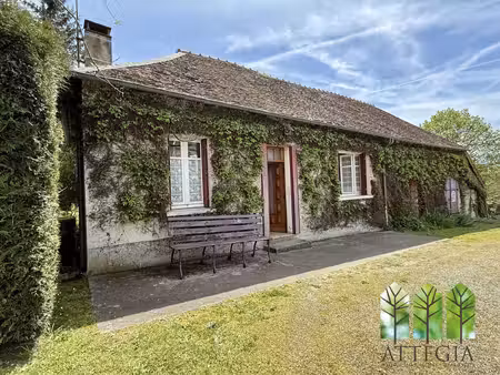 adorable maison en pierre  avec grand terrain  garages  source.