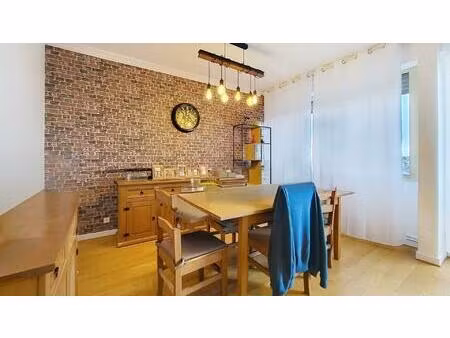 appartement t5 de 107m2 au centre de châteauroux