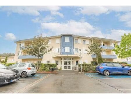 pour investisseurs - t3 meublé avec parking en résidence affaire