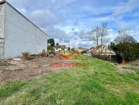 terrain  à bâtir  viabilisé de 375 m2