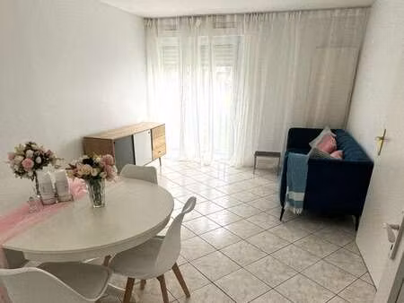 location appartement 4 pièces à carquefou (44470) : à louer 4 pièces / 81m² carquefou