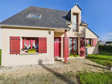 maison ploneis 4 pièce(s) 100 m2