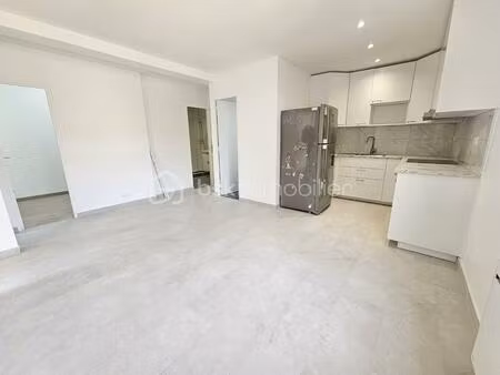 immeuble commercial de 176 m² à chelles