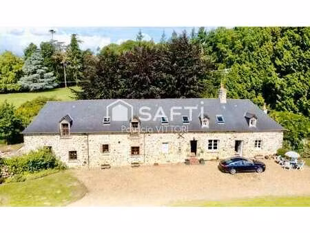 vente maison à saint-pierre-des-landes (53500) : à vendre / 222m² saint-pierre-des-landes