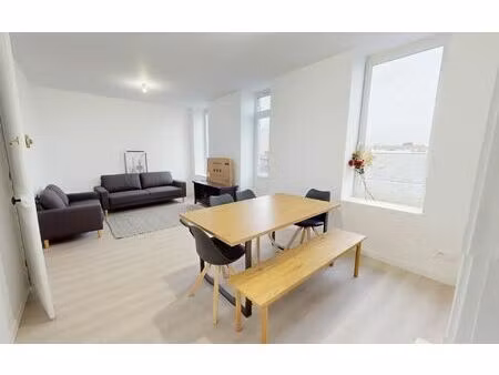 location appartement  m² t-2 à cherbourg-octeville  450 €