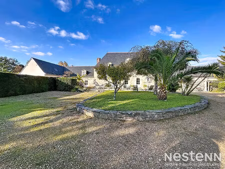 maison de prestige à vendre à corné 49800 loire authion 7 chambres 1450 m² de jardin !