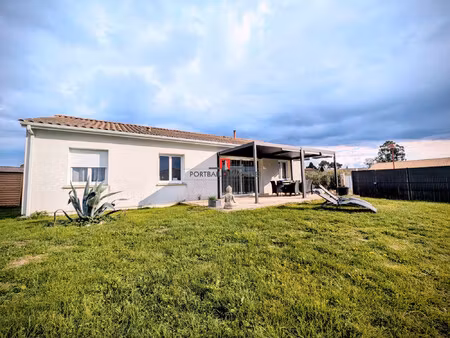 maison plain pied 3 chambre bureau jardin