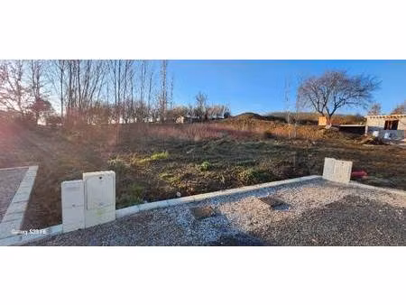 terrain constructible viabilisé à vendre