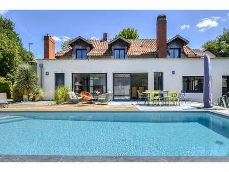 vente maison piscine à nantes (44000) : à vendre piscine / 267m² nantes