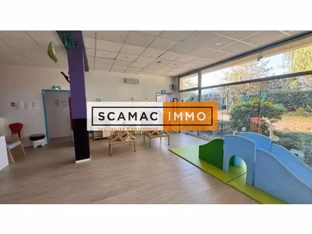 local d'activités de 285m²