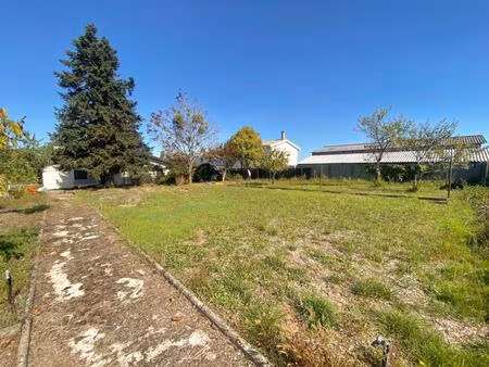 terrain constructible 660m²