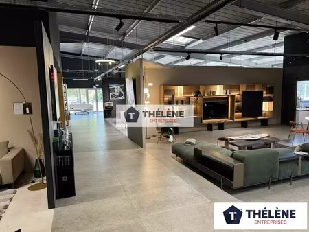 location local commercial 1 300m² montpellier 34070