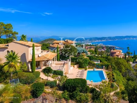 superbe villa provencale avec vue mer panoramique