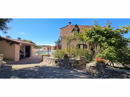 vente maison 8 pièces 175 m² salvagnac-cajarc (12260)