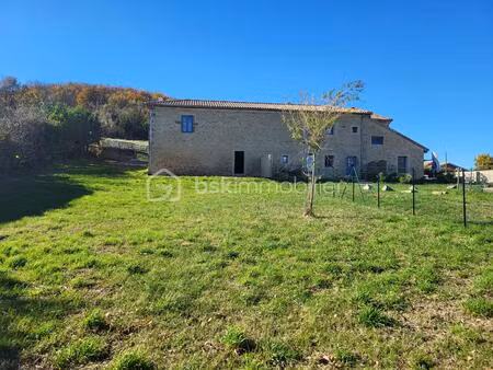 corps de ferme de 130 m² à saint-donat-sur-l'herbasse