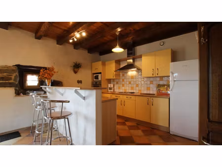 appartement meublé dans maison sur les hauteurs de baigorry