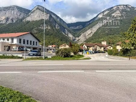 vente commerce 196 m² la terrasse (38660)