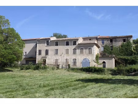 propriété à vendre saignon 15 pièce(s) 325m2 895 000€