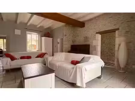 vente maison 6 pièces 260.78 m² à muron (17430)  398 145 €