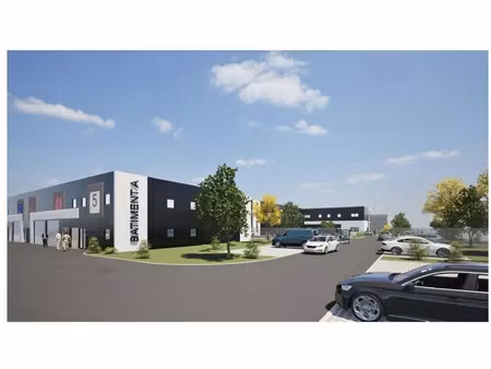 locaux d'activité à vendre 850 m2 divisible theix