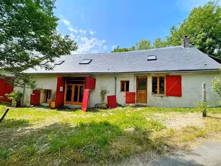 bourgogne  morvan des lacs  secteur st brisson  belle maison de campagne rénovée sur plus.