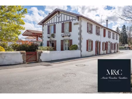 vente appartement 4 pièces 86.57 m² à cambo-les-bains (64250)  199 500 €