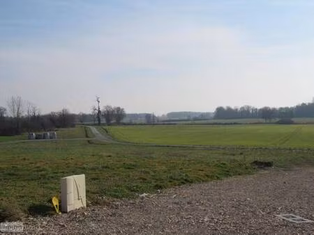 terrain constructible viabilisé à vendre